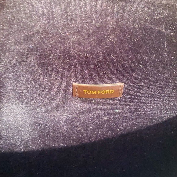 UNISEX Tom Ford Gold and Black Aviator Sunglasses - Picture 8 of 8